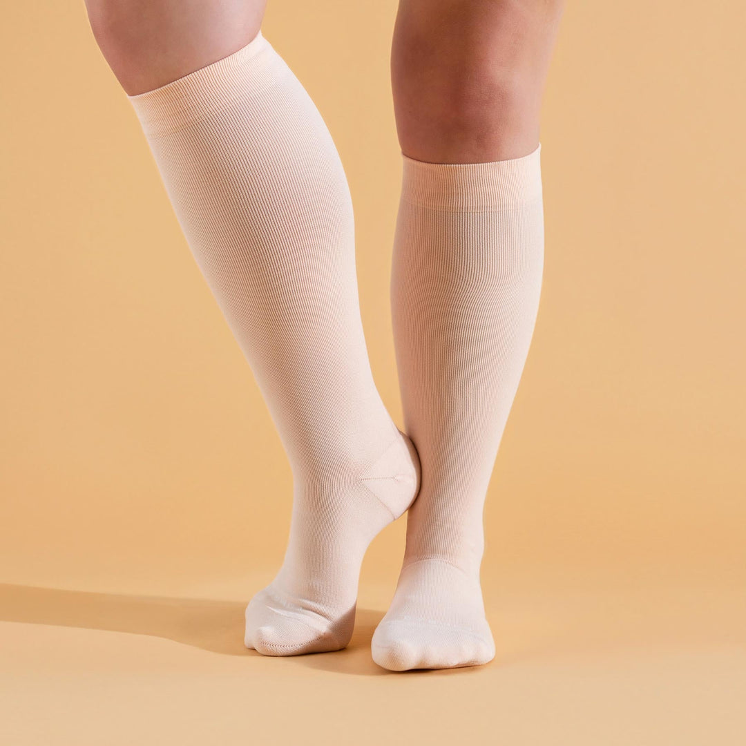 Knee-High Compression Socks – Solid (20-30 mmHg)