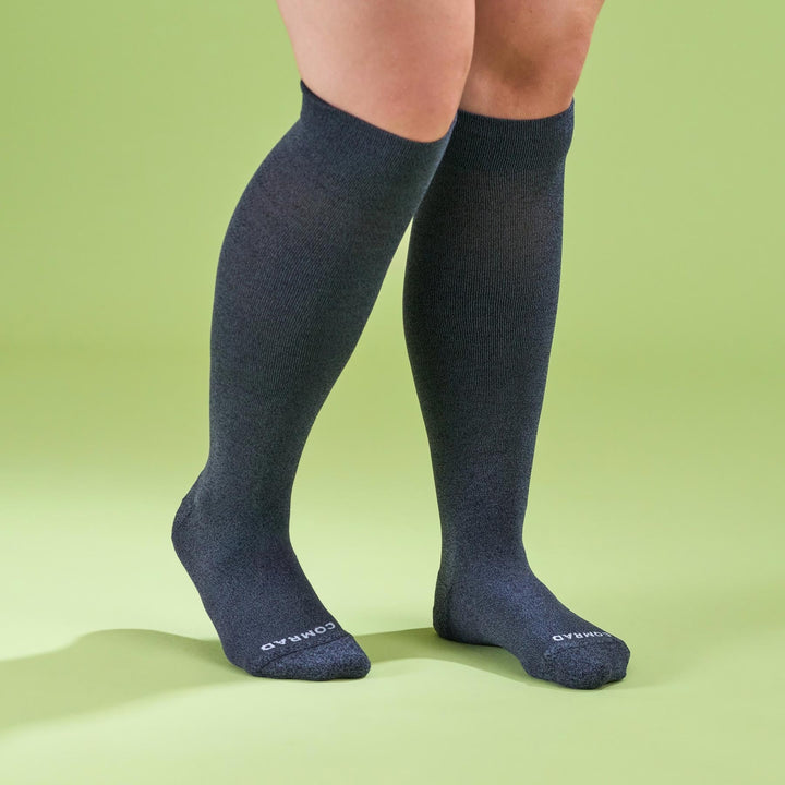 Knee-High Compression Socks – Solid