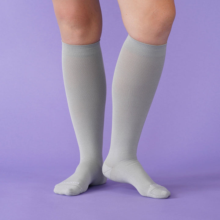 Knee-High Compression Socks – Solid (20-30 mmHg)