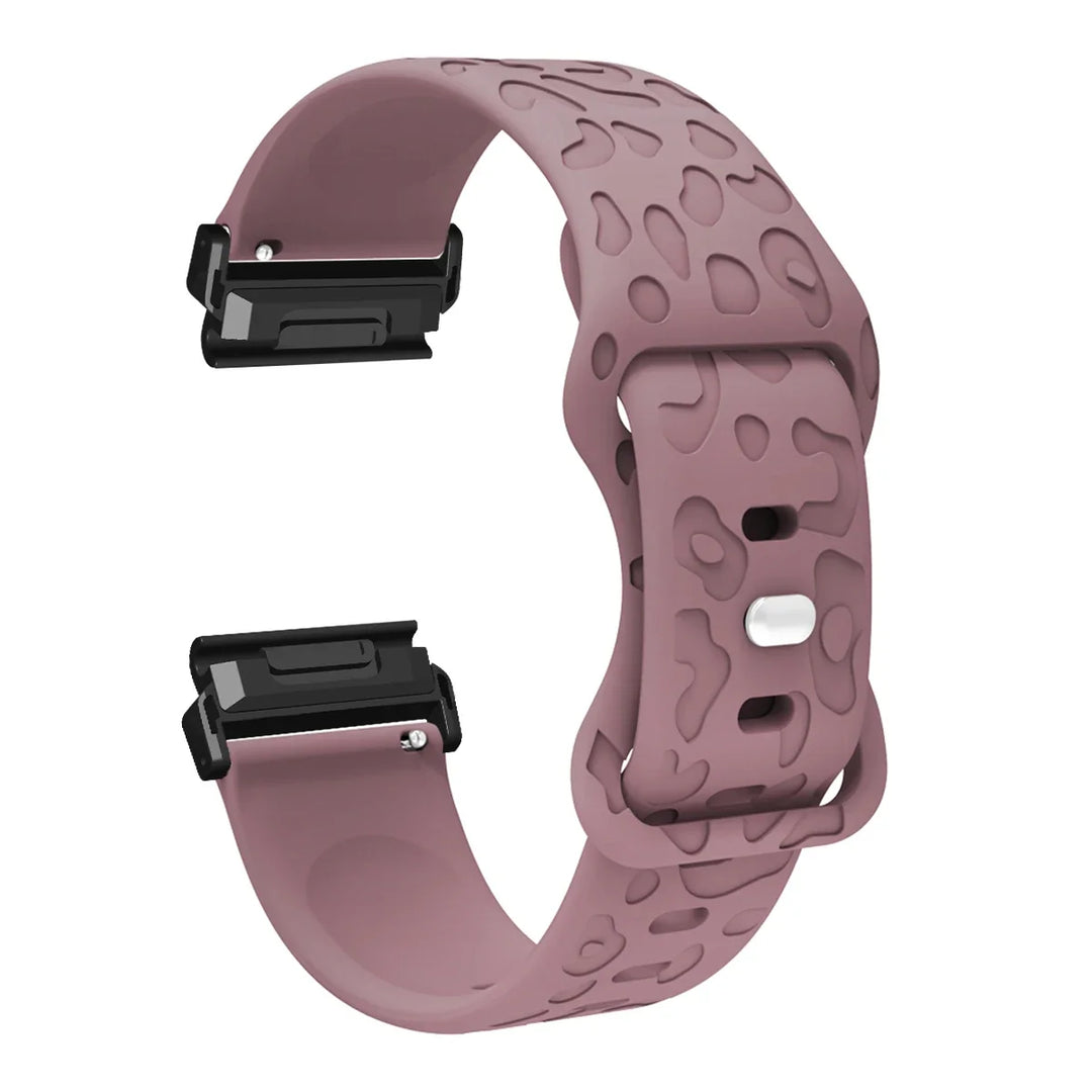 Garmin QuickFit 22/26mm Embossed Silicone Band with Tuck Closure