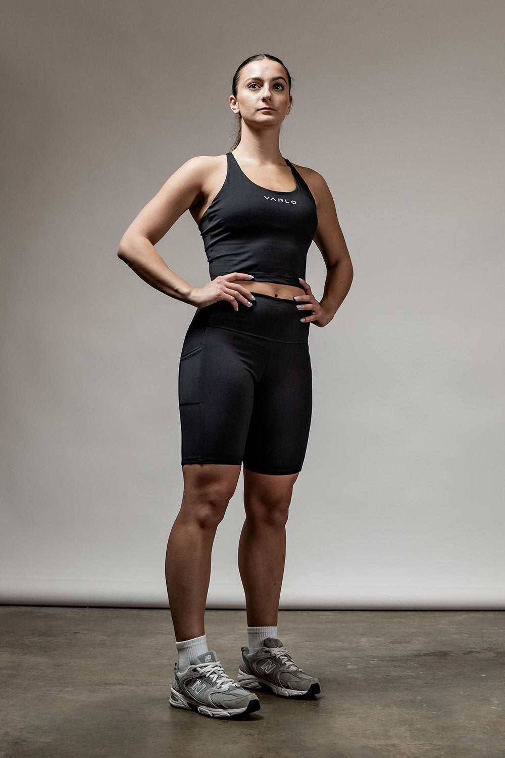 Women's SOHO Cross Back Crop Tank (Black)