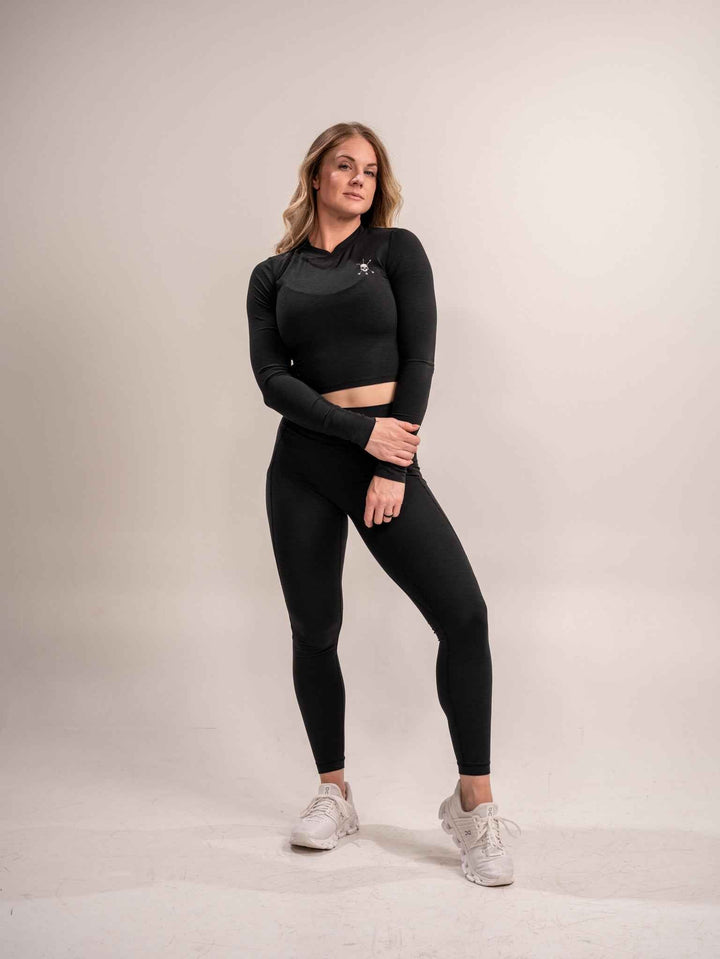 Women's Debut Crop Long Sleeve – Black
