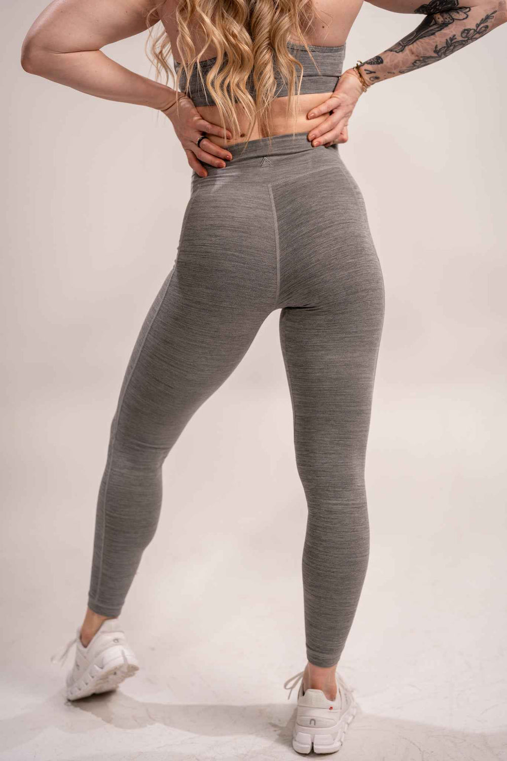 Women's Debut Mega-High-Rise Legging – Gray